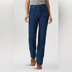 Women’s size 7 Wrangler Cowboy Cut Jeans